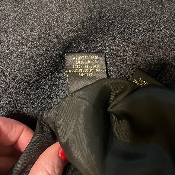 Lily & Taylor Women's Black Blazer with Fox Fur Cuffs - Picture 10 of 11